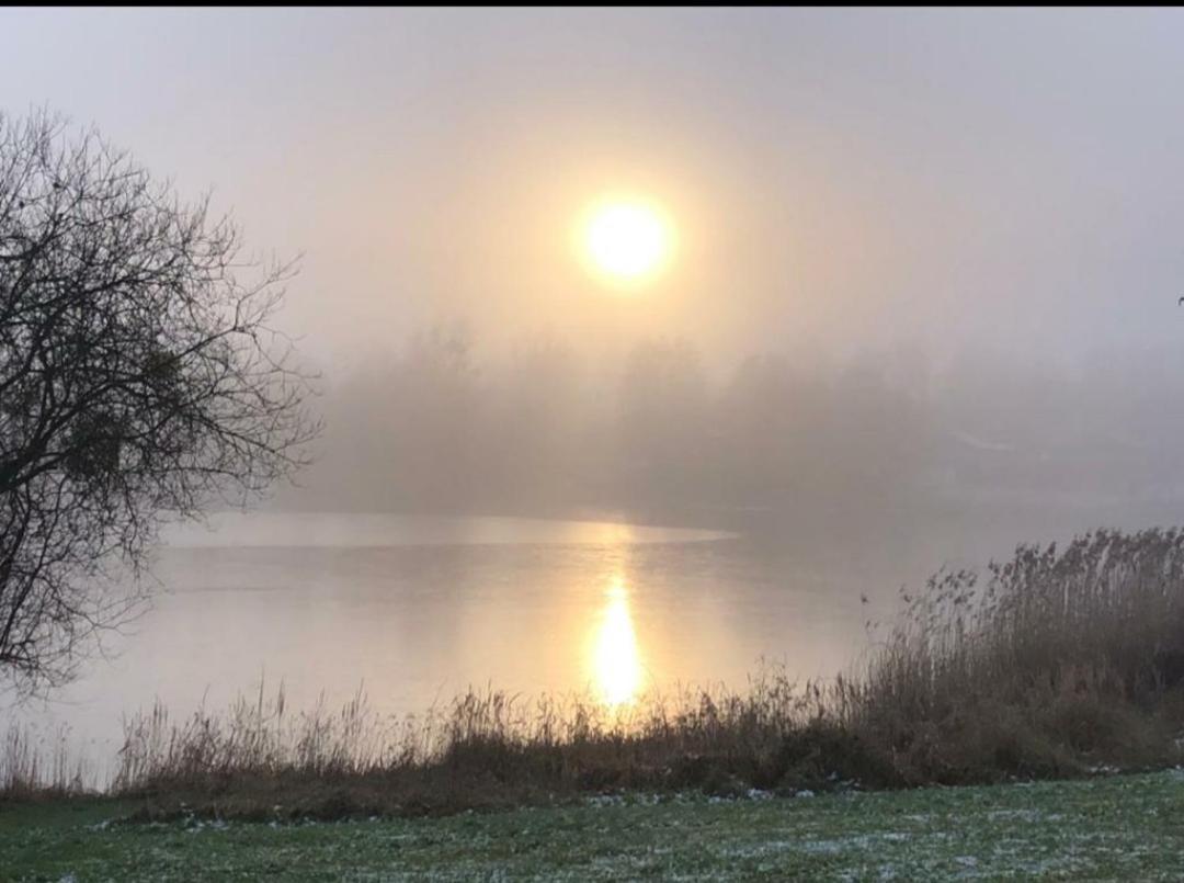 Ferienhaus Am Weserberglandsee Lauenforde エクステリア 写真