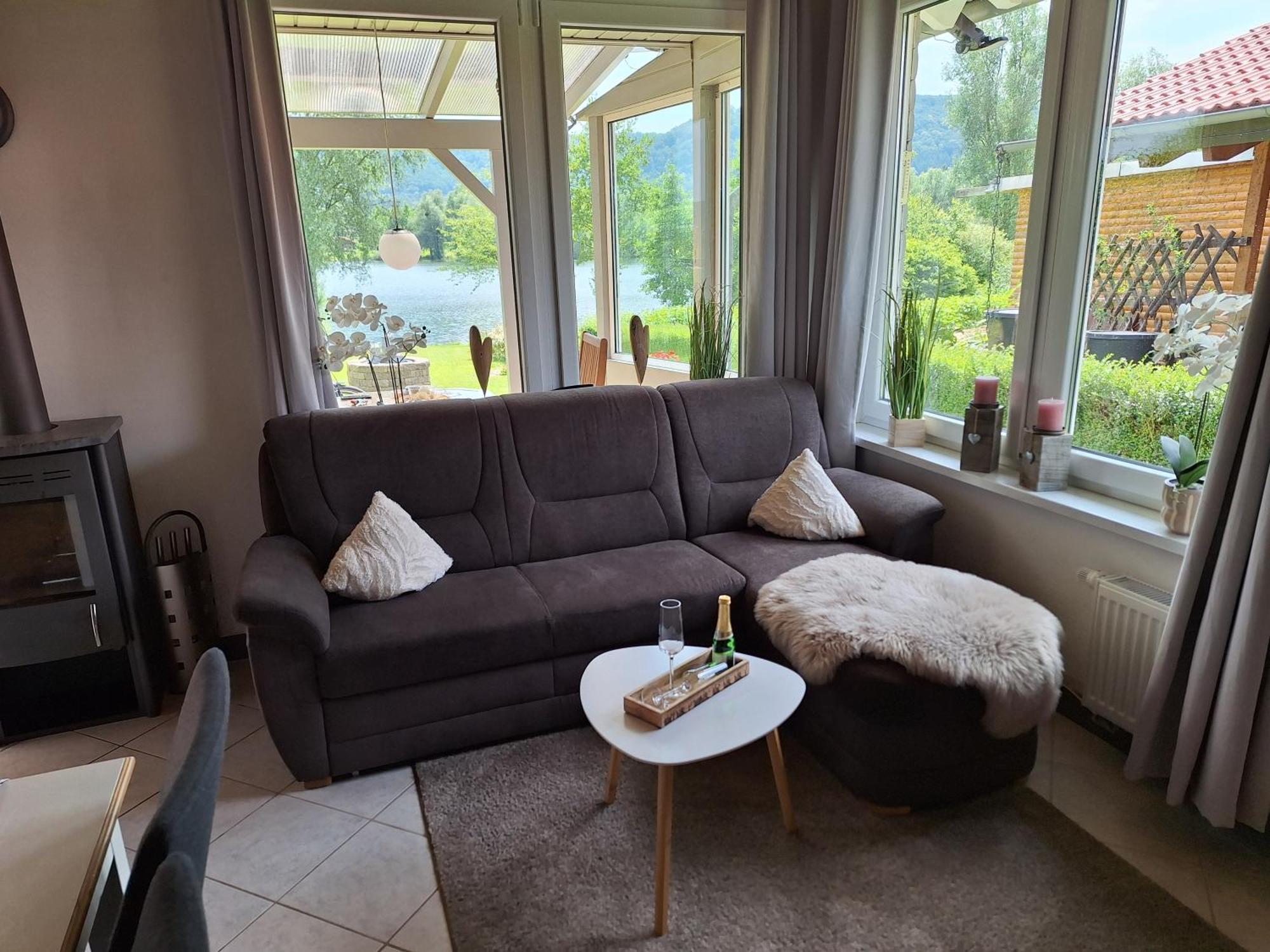 Ferienhaus Am Weserberglandsee Lauenforde エクステリア 写真
